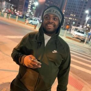 Meet your Posher, Casey